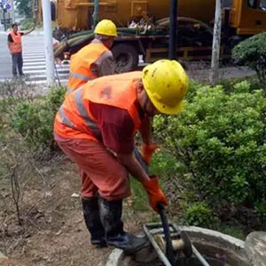 自贡荣东兴化粪池清理清掏市政管道疏通提供集水井清理